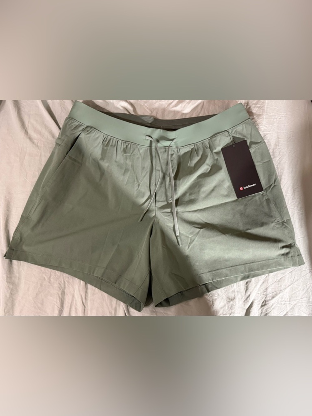 NWT Lululemon Zeroed In Short 5” *LL Grey Eucalyptus